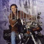 23-05-1991 Rob de Nijs at studio in Amsterdam.

[keywords]Posed, Half Length, Eyecontact, Motor, Singer[/keywords]